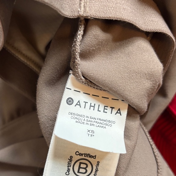 Athleta Taupe Crop Top - Picture 3 of 3
